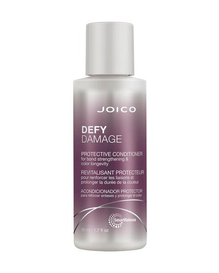 Gentle enough to use every day, but mighty enough to replenish hydration and build strength and resilience, this daily, bond-building conditioner protects hair from future damage, detangles, and wards off fading hair color.