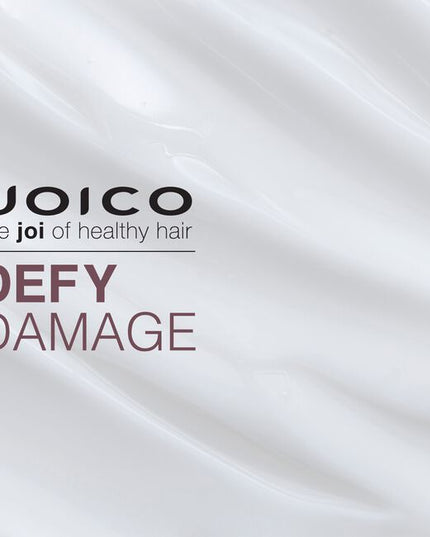 Gentle enough to use every day, but mighty enough to replenish hydration and build strength and resilience, this daily, bond-building conditioner protects hair from future damage, detangles, and wards off fading hair color.