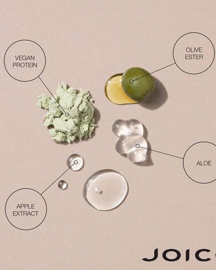 Experience the earth-friendly power of Apple Extract all day to keep dryness and tightness away. Hydrate Shampoo – the gentle cleanser that soothes scalp and leaves hair clean, healthy, refreshed – is a perfect pick, featuring 86% naturally-derived, Vegan ingredients.