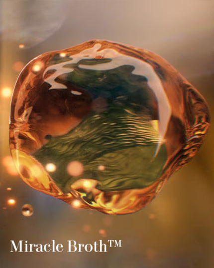 An icon for a reason. This rich face cream helps heal dryness & energizes repair to unlock a rejuvenating transformation. Used daily, it helps improve skin’s barrier for healthier, firmer skin. Fueled by our visible youth-regenerating Miracle Broth™ and a 50-year legacy of bioenergetic science. Filled by hand.