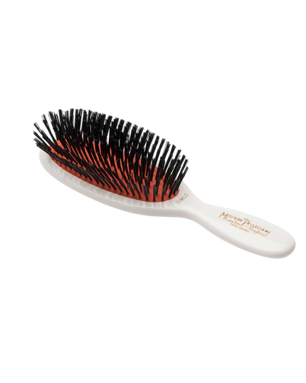 Childs all Sensitive bristle for ages 3-7.