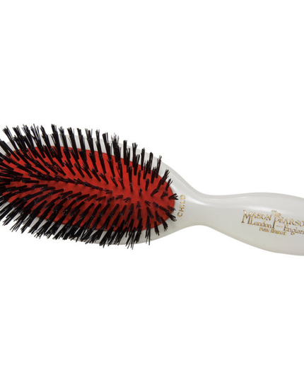 Childs all Sensitive bristle for ages 3-7.