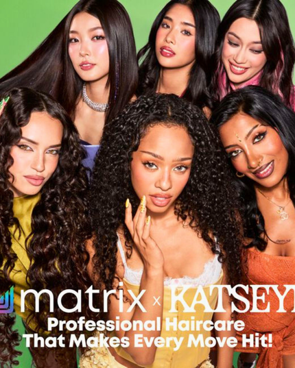 A Curl Can Dream Kit Includes:

(1) - A Curl Can Dream Shampoo, 10.1 fl. oz.
(1) - A Curl Can Dream Gel, 6.8 fl. oz.
(1) - A Curl Can Dream Mask, 9.5 fl. oz.