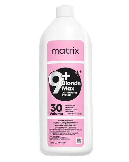 Matrix's BlondeMax 30-Volume Oil-Powered Developer is the dedicated developer for BlondeMax 9+ Lightener, designed for all hair levels and textures to deliver our fastest, cleanest, and most even lift for the brightest blonde. ---When used with BlondeMax 9+ Lightener, it delivers up to 9 levels of lift for the brightest results.