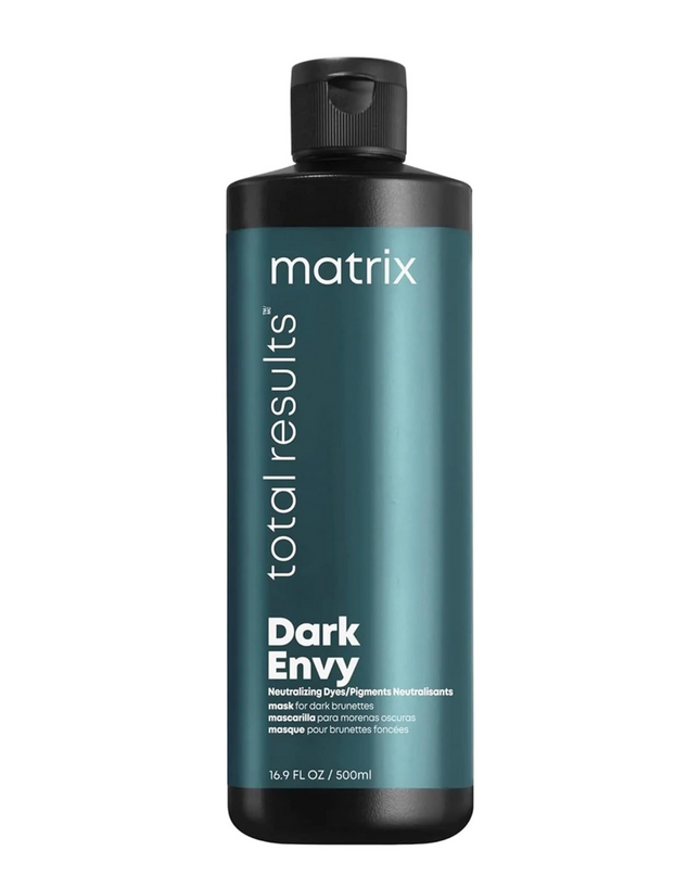 Dark Envy Red Neutralization Hair Mask has a complex concentration of blue-green direct dyes to neutralize red undertones on your clients with dark brunette bases while deeply nourishing the hair fiber and leaving a radiant shine.