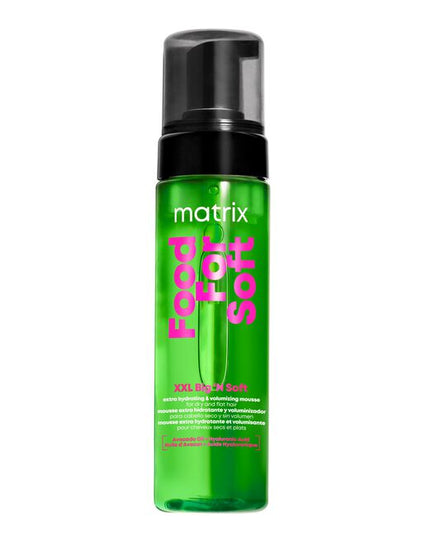 A professional, hydrating volumizing mousse that allows stylists to create showstopping volume without sacrificing softness. The Matrix Food For Soft XXL Big 'N Soft Mousse gives clients 2X more volume and a touchable, teddy-bear soft finish that lasts 12 hours.