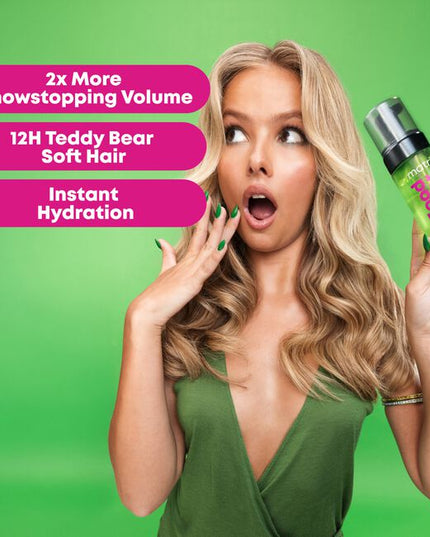A professional, hydrating volumizing mousse that allows stylists to create showstopping volume without sacrificing softness. The Matrix Food For Soft XXL Big 'N Soft Mousse gives clients 2X more volume and a touchable, teddy-bear soft finish that lasts 12 hours.