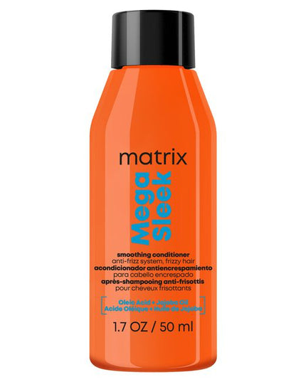 An essential professional smoothing conditioner that empowers stylists to deliver up to 96 hours of frizz-free perfection. The Matrix Mega Sleek Conditioner, with jojoba oil and oleic acid, instantly detangles and hydrates, creating the perfect foundation for a sleek, long-lasting style.