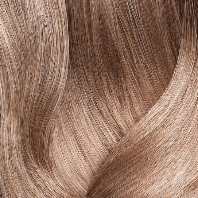 Matrix's 1st Acidic Gel-Cream Toners With Real-Time Visible Oxidation
Tonal Control Pre-Bonded is an acidic, demi-permanent hair color ideal for glossing, toning, and post-lightening control. 