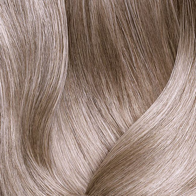 Matrix's 1st Acidic Gel-Cream Toners With Real-Time Visible Oxidation
Tonal Control Pre-Bonded is an acidic, demi-permanent hair color ideal for glossing, toning, and post-lightening control. 