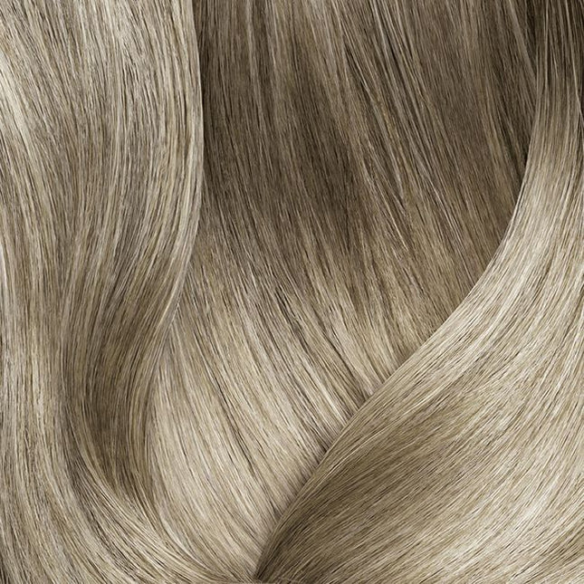 Matrix's 1st Acidic Gel-Cream Toners With Real-Time Visible Oxidation
Tonal Control Pre-Bonded is an acidic, demi-permanent hair color ideal for glossing, toning, and post-lightening control. 