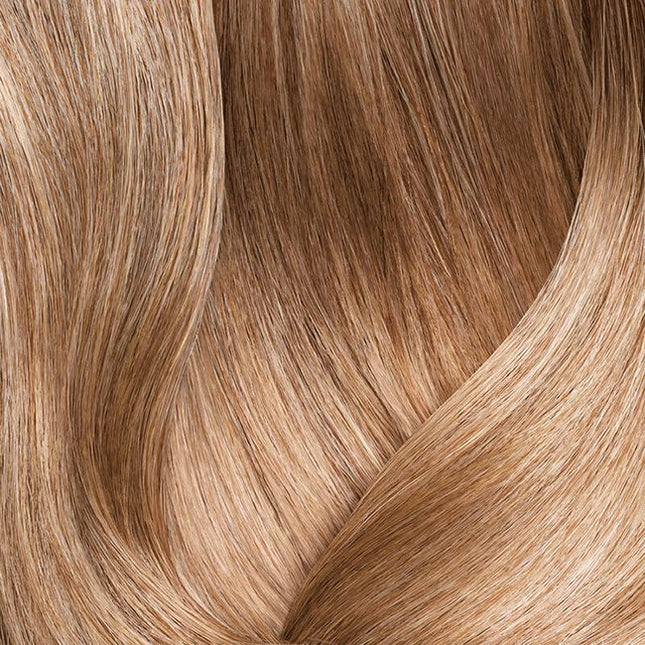 Matrix's 1st Acidic Gel-Cream Toners With Real-Time Visible Oxidation
Tonal Control Pre-Bonded is an acidic, demi-permanent hair color ideal for glossing, toning, and post-lightening control. 