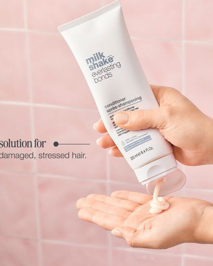 Repairs hair bonds and progressively restores them for long-lasting results, without weighing hair down. Formulated with milk proteins and enhanced with NutriBond Complex™, a naturally derived blend of rice proteins, amino acids and hyaluronic acid. Scientifically proven to instantly repair hair bonds and reconstruct damaged hair for stronger, healthier looking hair you can feel.