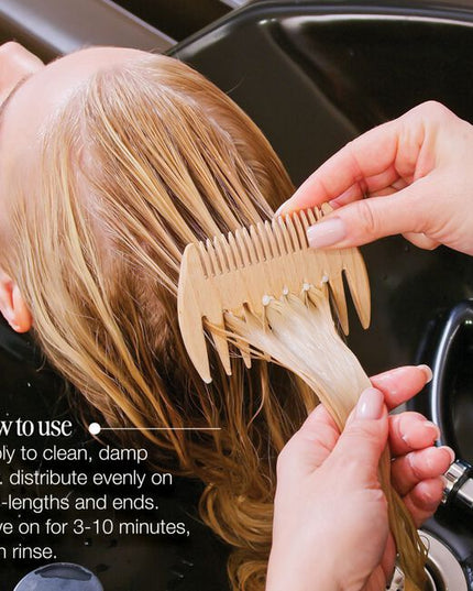 Instantly reconstructs damaged hair bonds to restore and strengthen hair in just one use. Delivers visible nourishment and radiant shine without weighing hair down. Formulated with milk proteins and enhanced with NutriBond Complex™, a naturally derived blend of rice proteins, amino acids and hyaluronic acid. Scientifically proven to instantly repair hair bonds and reconstruct damaged hair for stronger, healthier looking hair you can feel.