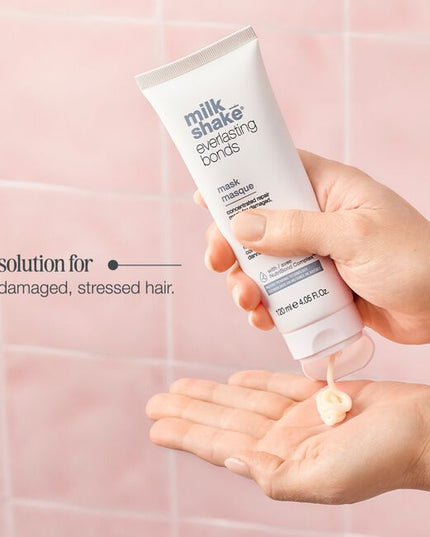 Instantly reconstructs damaged hair bonds to restore and strengthen hair in just one use. Delivers visible nourishment and radiant shine without weighing hair down. Formulated with milk proteins and enhanced with NutriBond Complex™, a naturally derived blend of rice proteins, amino acids and hyaluronic acid. Scientifically proven to instantly repair hair bonds and reconstruct damaged hair for stronger, healthier looking hair you can feel.