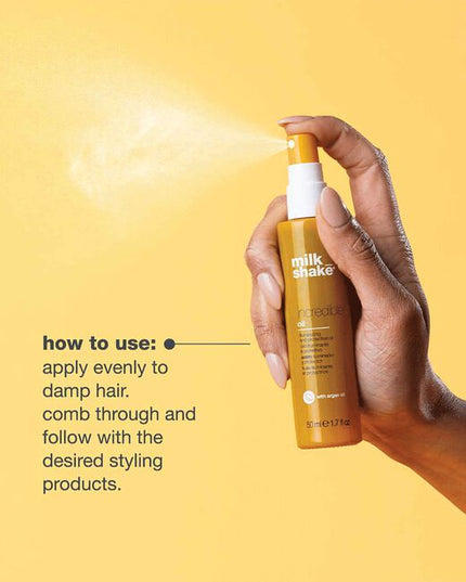 A lightweight yet powerful oil that repairs, protects, and smooths damaged hair, reducing split ends while enhancing shine and manageability. Perfect for use before styling to detangle, boost shine and control frizz or post-styling for enhanced shine and softness.