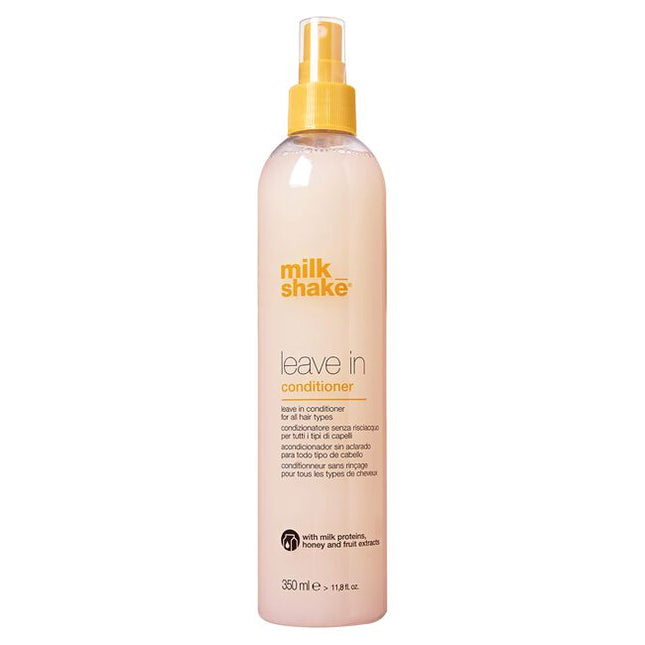 Detangle & rehydrate with milk_shake leave in conditioner. Formulated with milk proteins fruit extracts, this leave-in conditioner spray strengthens hair structure while adding a natural shine.