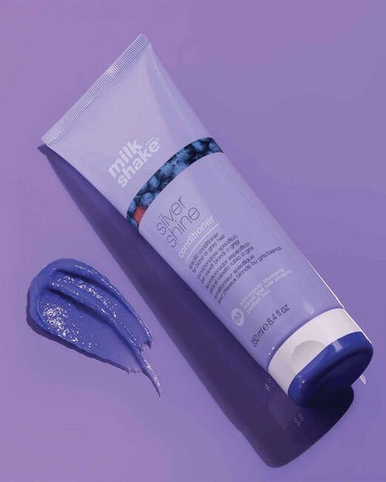 Maintaining the perfect color is possible with milk_shake silver shine conditioner. Infused with vibrant violet pigment, this is an active toning conditioner for grey hair, white, & blonde hair. This purple conditioner helps neutralize yellow in hair & mute unwanted brassiness. For further toning, cleanse first with silver shine shampoo.