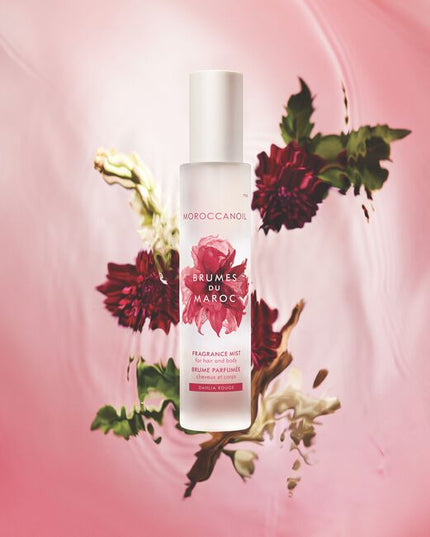Transport your senses with Moroccanoil Brumes du Maroc Fragrance Mist for Hair and Body. Lightweight spray hydrates and refreshes, while its nourishing formula—infused with argan oil and Vitamin E—won’t disrupt hairstyles and can be used throughout the day as a head-to-toe refresher. UV absorber helps preserve natural color and prevent hair damage from sun exposure.