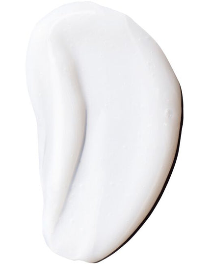 Gentle, non-stripping, non-foaming face cleanser with ceramides and skin-boosting lipids to fortify the skin barrier against external inflammatory triggers