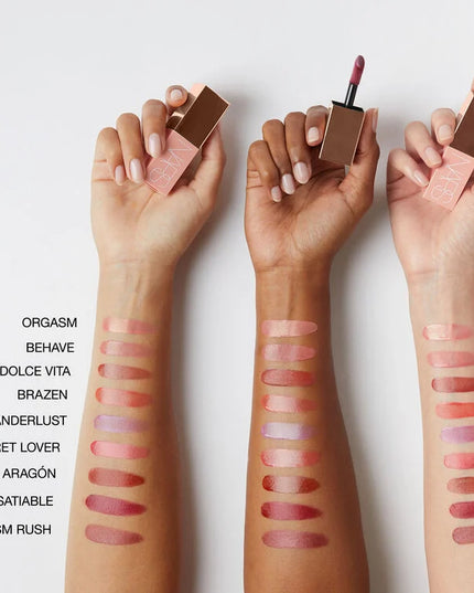 Indulge in a radiant rush of color that’s loaded with hydrating skincare benefits. Create a lasting, natural-looking glow with a seamlessly silky formula that layers and blends without streaking. Lightweight, ultra-creamy texture applies easily for transfer-resistant cheek color. Buildable pigment allows for customized application, ranging from a soft wash of color to an intensified effect. Infused with Sodium Hyaluronate for hydration, plus Vegan Protein for healthy-looking skin.