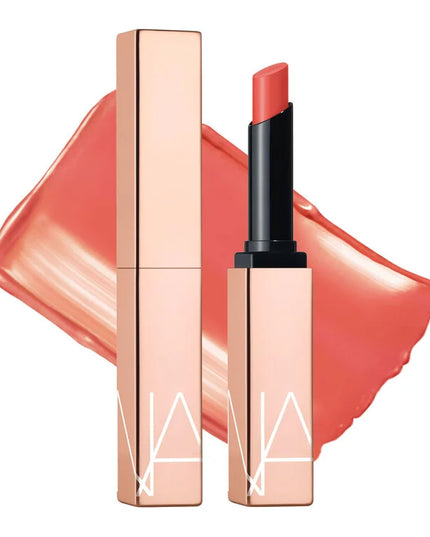 Outshine the rest with a color-meets-care hybrid lip formula that delivers dimensional shine and nourishing benefits with every swipe. Lustrous color cocoons lips in comfort and glides on a lightweight, non-sticky sheen that gives lips a fuller-looking appearance. Featuring a blend of antioxidants to defend against environmental aggressors, plus Mango and Shea Butter to smooth fine lines and retain moisture for hydration.