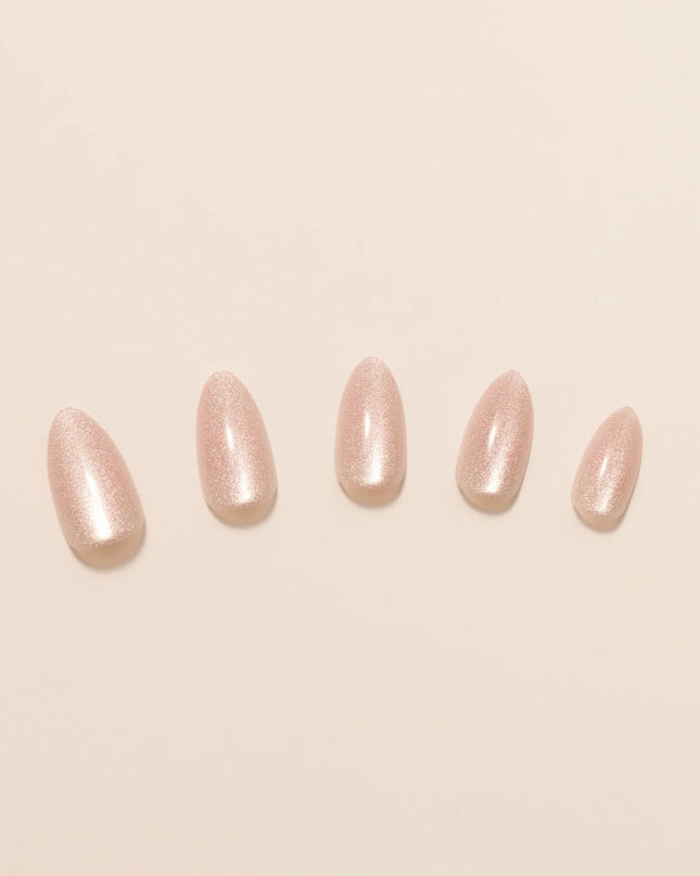 A symbol of strength and hope, the Pink Ribbon press-on nail kit stands in solidarity and resilience for breast cancer awareness. These short, almond-shaped, velvet pink nails radiate femininity in the face of challenges, and the courage to keep wearing confidence. Wear the Pink Ribbon as your badge of support.