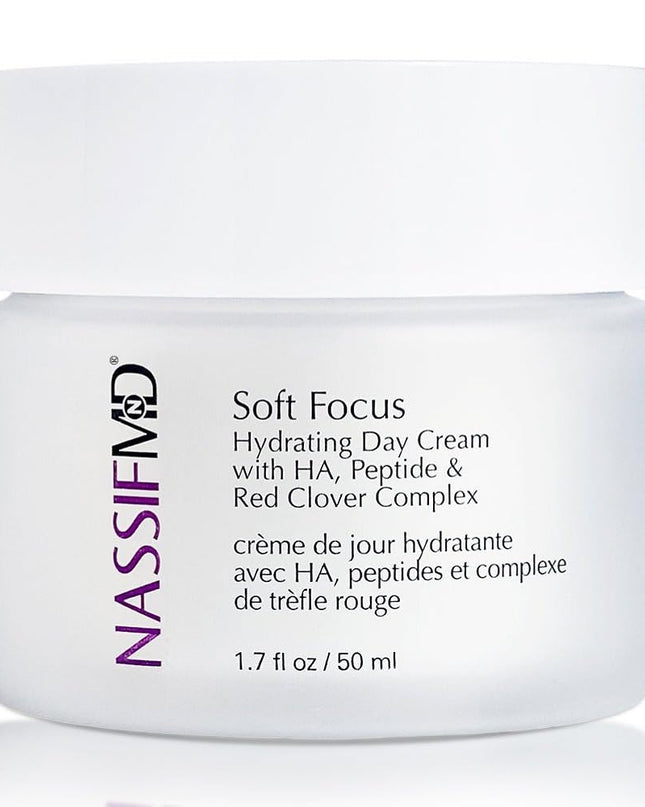 A moisturizer formulated for day use that will help reduce the appearance of skin imperfections and help skin appear more radiant and youthful. Helps promote moisturized, luminous skin Helps pores to appear smaller.