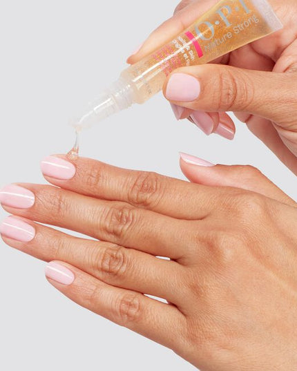 Good as Gold Cuticle Serum is a gel like serum that quickly penetrates cuticles and skin. This hydrating gel serum helps to soften and soothe cuticles on the go, which quickly absorbs into the skin.