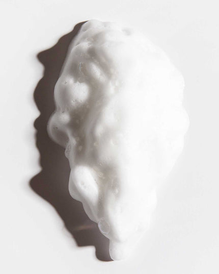 Perfect for naturally wavy hair, this time-saving foam lets you skip the hot tools for perfectly air-dried, frizz-free beachy waves.