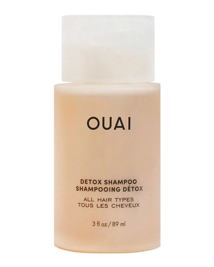 This clarifying shampoo deeply cleanses away dirt, oil and product buildup with apple cider vinegar while keratin helps strengthen hair.