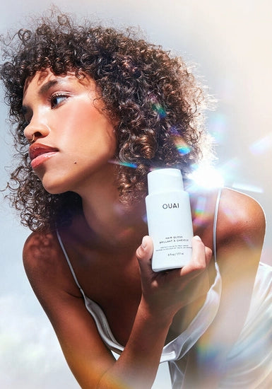 This in-shower Hair Gloss is made with Hyaluronic Acid and Rice Water and will protect color, boost shine, reduce frizz and take strength up a notch.