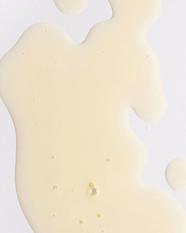 This ultra-lightweight hair oil is color-safe and provides heat protection while fighting frizz and smoothing hair.