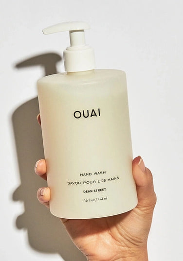 Leaves your hands feeling cleansed, refreshed, hydrated and super soft.

Hand Wash leaves your hands feeling cleansed, refreshed, hydrated, and super soft. It is scented with Dean Street, a floral fragrance with notes of citrus, rose, magnolia, and linden blossom.