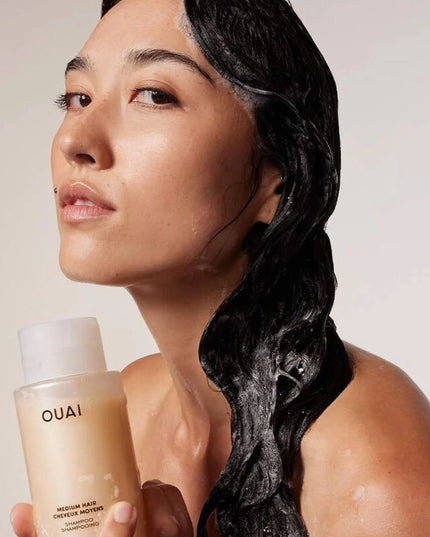 For medium hair, this color-safe, hydrating shampoo strengthens and adds shine while cleansing, eliminating frizz and leaving hair smelling amazing.