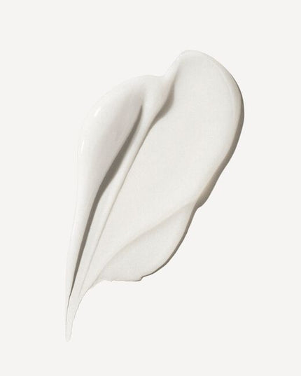 This professional-only repair treatment is the second step of the revolutionary Original Bond Builders system offered as a single step so you can restock at your own pace. While No.1 (sold separately) is added to color, lightener, and chemical services, No.2 is the post-color/chemical service step to target bonds that may have been missed by No.1. It rebuilds all three bonds, including disulfide bonds, to leave hair stronger, softer, more manageable hair in just 3 minutes at the bowl before shampooing.