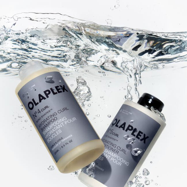 Curls are structurally unique–more bonds, more bends, more prone to breakage. This shampoo for coily, curly, and wavy hair delivers multi-action care to instantly strengthen, define, hydrate and target your hair’s unique combination of needs, no matter your pattern.