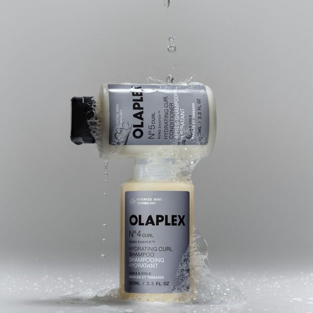 Curls are structurally unique–more bonds, more bends, more prone to breakage. This shampoo for coily, curly, and wavy hair delivers multi-action care to instantly strengthen, define, hydrate and target your hair’s unique combination of needs, no matter your pattern.