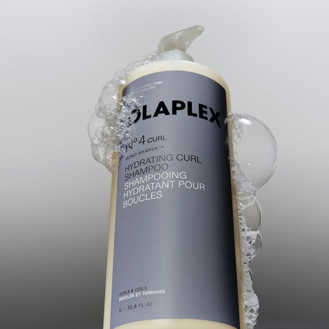 Curls are structurally unique–more bonds, more bends, more prone to breakage. This shampoo for coily, curly, and wavy hair delivers multi-action care to instantly strengthen, define, hydrate and target your hair’s unique combination of needs, no matter your pattern.