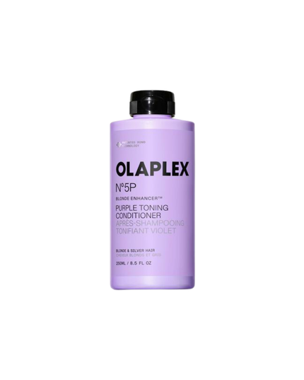 This ultra-concentrated purple conditioner features micro-fine pigments that deposit tone-balancing pigment to areas of the cuticle that No.4P can’t lock on to, sealing in brightness for natural or color-treated blondes or greys.