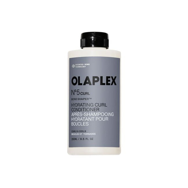 Curls are structurally unique–more bonds, more bends, more prone to breakage. This shampoo for coily, curly, and wavy hair delivers multi-action care to instantly strengthen, define, hydrate and target your hair’s unique combination of needs, no matter your pattern.