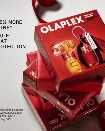 Unlock next-level shine on the go with a limited-edition stocking stuffer featuring three mini OLAPLEX N°.7 BONDING OILS™ and an exclusive keychain to keep your glow within reach. This set is sure to sell out, so make sure you get one for you and your hair-obsessed BFF!