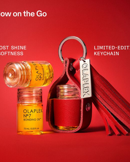 Unlock next-level shine on the go with a limited-edition stocking stuffer featuring three mini OLAPLEX N°.7 BONDING OILS™ and an exclusive keychain to keep your glow within reach. This set is sure to sell out, so make sure you get one for you and your hair-obsessed BFF!