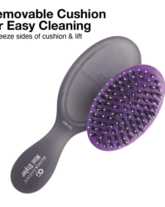 The Olivia Garden Smooth & Shine Styler is a special blend of boar & nylon bristles for superior styling on all hair types & extensions. Removable Cushion for easy cleaning to keep your brushes truly clean at all times.