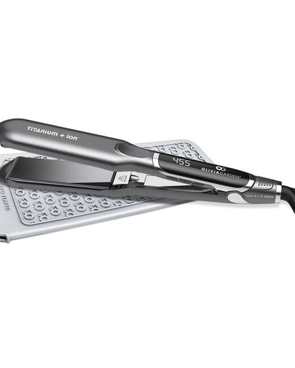 Elevate your hairstyling game with the Olivia Garden Titanium+Ion Flat Iron. This high-performance tool is designed with professionals in mind and combines cutting-edge technology with superior craftsmanship to deliver salon-quality results.