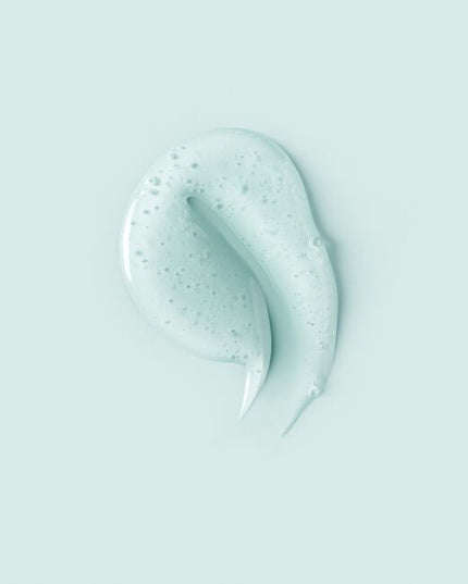 Ouidad's VitalCurl®+ Tress Effects® Styling Gel defines curls and extends the life of your style with a strong, long-lasting hold. Memory Interlock Technology forms a lightweight lattice to shape and hold the curl pattern, and reforms curls when refreshed with water. Our signature Botanical Omega 3-6-9 Complex (featuring chia seed, Japanese camellia, and sunflower oils) targets dry areas to help fortify hair’s natural lipid barrier, which retains your hair’s moisture, elasticity, and bounce.