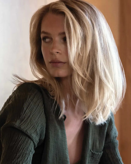 Tea Tree Lemon Sage Thickening Treatment - Volumizing Hair Mask.

Add fullness to every look and strengthen your strands with this thickening mask. Packed with body-boosting ingredients like water lily root, panthenol, biotin and rice protein, this conditioning treatment adds thickness to each strand while locking in moisture and protecting the hair shaft from future damage.