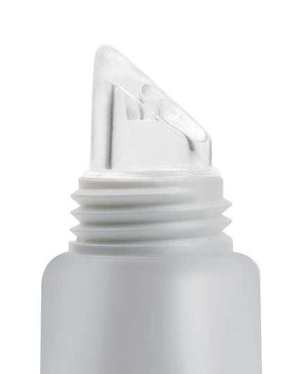 Lip Recovery contains a special blend of humectants to give lips a silky feel with improved looking texture. 