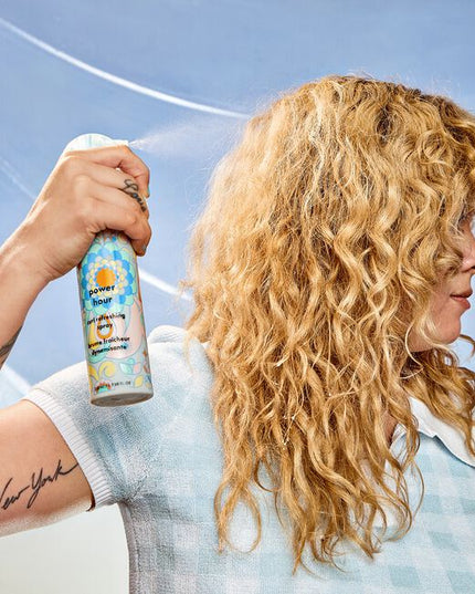 All curls are welcome! Instantly revives and moisturizes all waves, curls, and coils