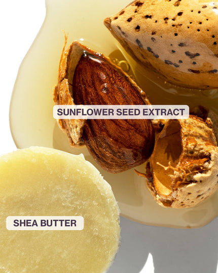 Deeply nourishing treatment mask with essential nutrients that intensely moisturizes and softens hair.